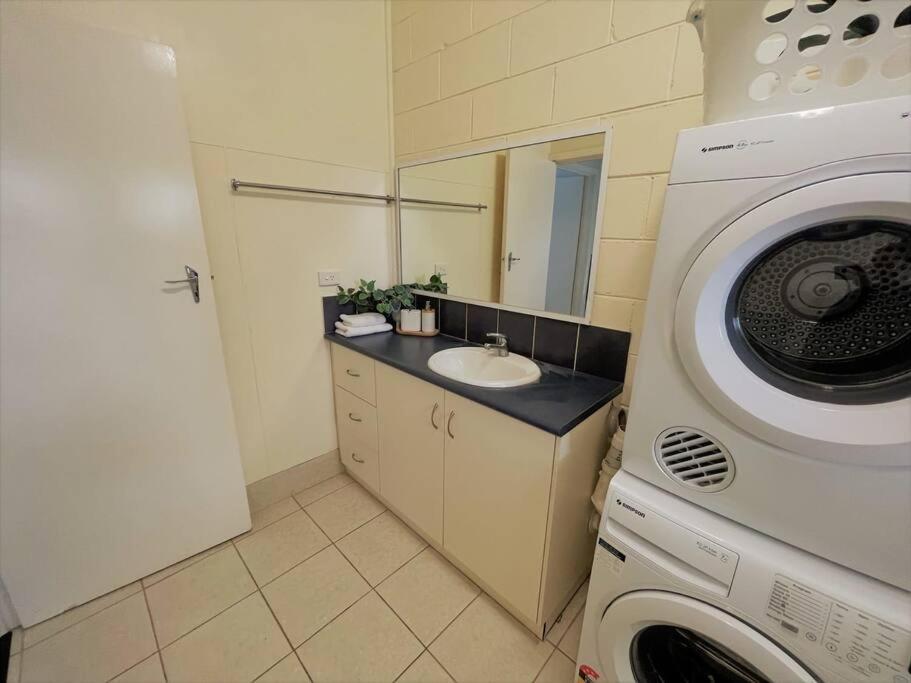 Three Palms Apartments Unit 2 Esperance Eksteriør bilde